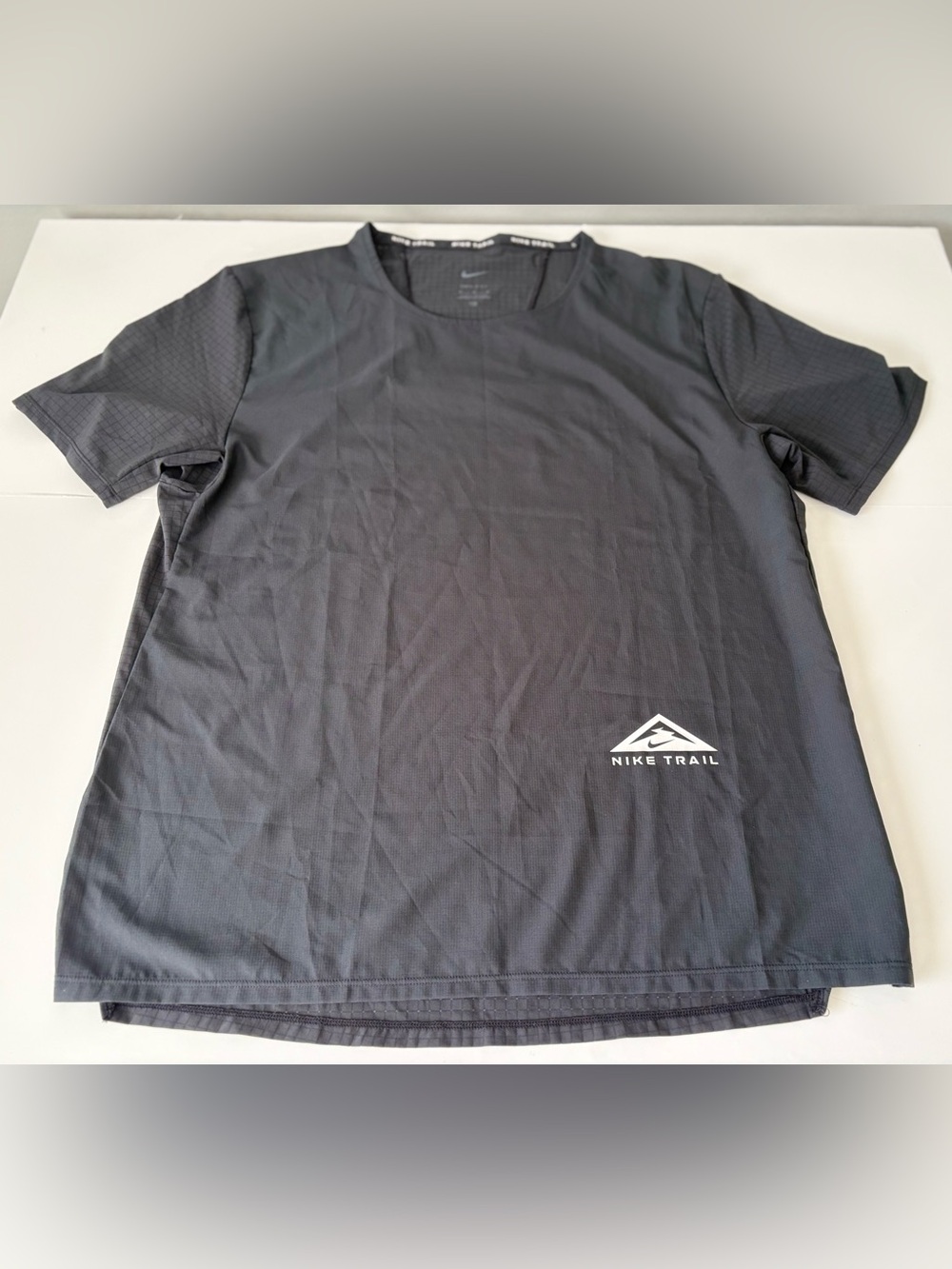 Nike Trail Dri-FIT Grid Running Tee Gray Reflective Men’s Medium